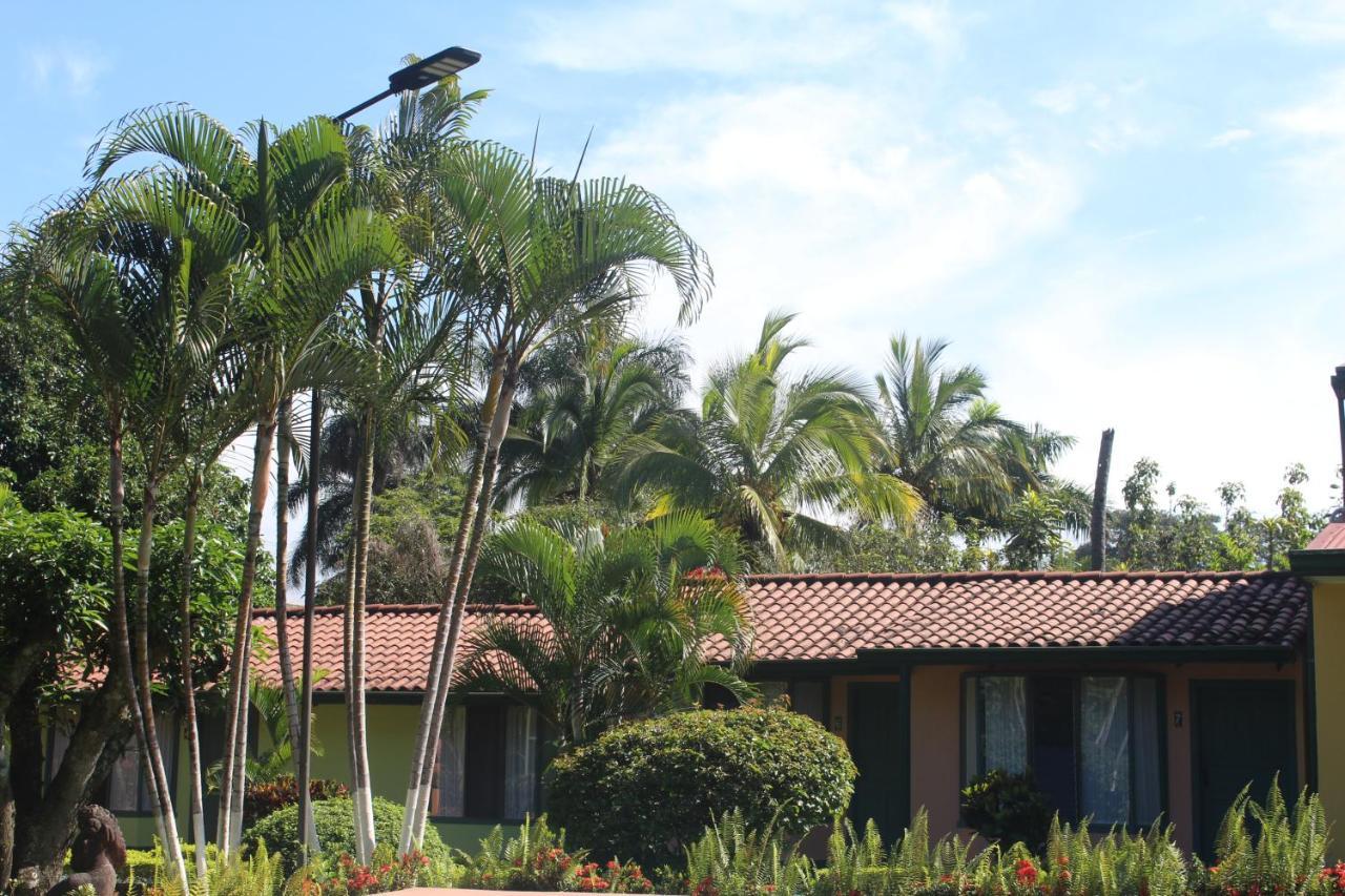 Hotel Bristol Aeropuerto Animas  Exterior photo